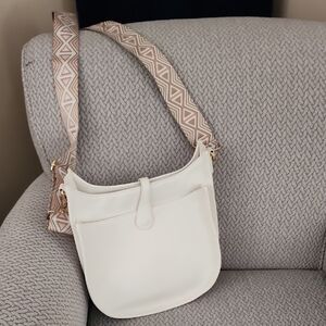 Cream Shoulder Bag with Beautiful Geometric Strap